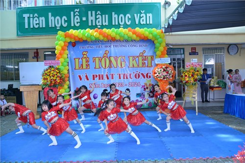 Lễ Tổng kết và phát thưởng năm học 2023-2024