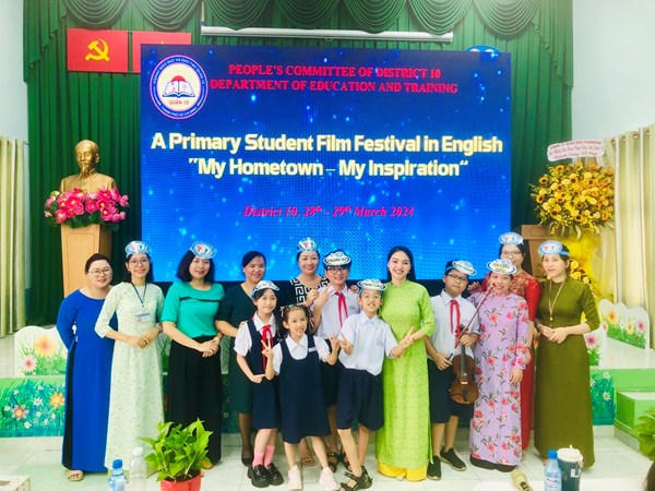 Hội thi Liên Hoan Phim Tiếng Anh: Ho Chi Minh City Through Our Eyes - Thành Phố Hồ Chí Minh trong mắt trẻ thơ