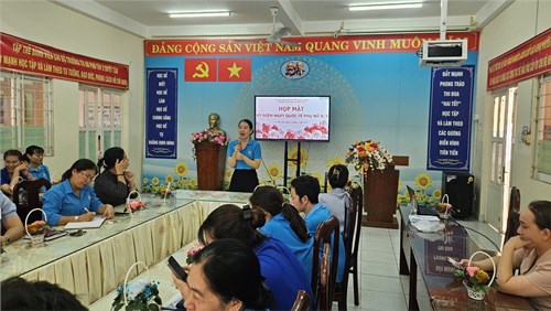 🌸 Trường Tiểu học An Phú Tây 2 tổ chức họp mặt kỷ niệm 115 năm ngày Quốc tế phụ nữ (8/3/1910 - 8/3/2025)🌸