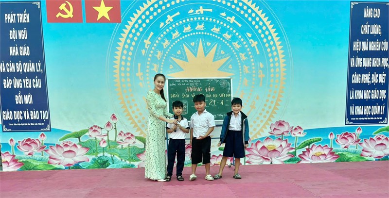 📚 Hưởng ứng Ngày sách và văn hoá đọc Việt Nam 📚