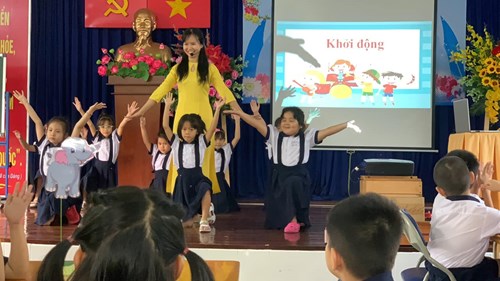Chuyên đề thao giảng môn hoạt động trải nghiệm khối 1