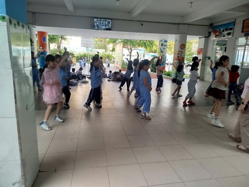 Câu lạc bộ thể dục nhịp điệu