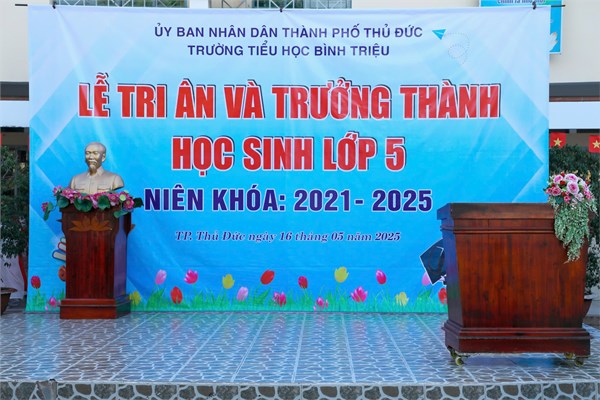Lễ tri ân và trưởng thành của học sinh lớp 5 - năm học 2024-2025