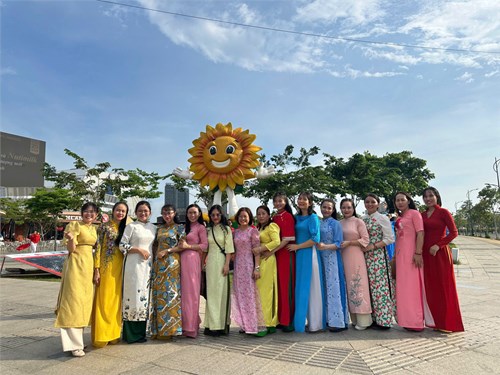 Trường Tiểu học Bình Trưng Đông tham gia hoạt động chào mừng Lễ hội Áo dài thành phố Thủ Đức năm 2025