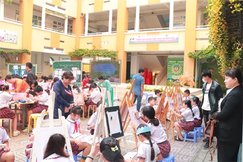 Chuyên đề dạy học mĩ thuật lớp 5 theo Chương trình GDPT 2018 định hướng phát triển năng lực học sinh gắn với mô hình “Lớp học mở” tích hợp bài học STEAM.