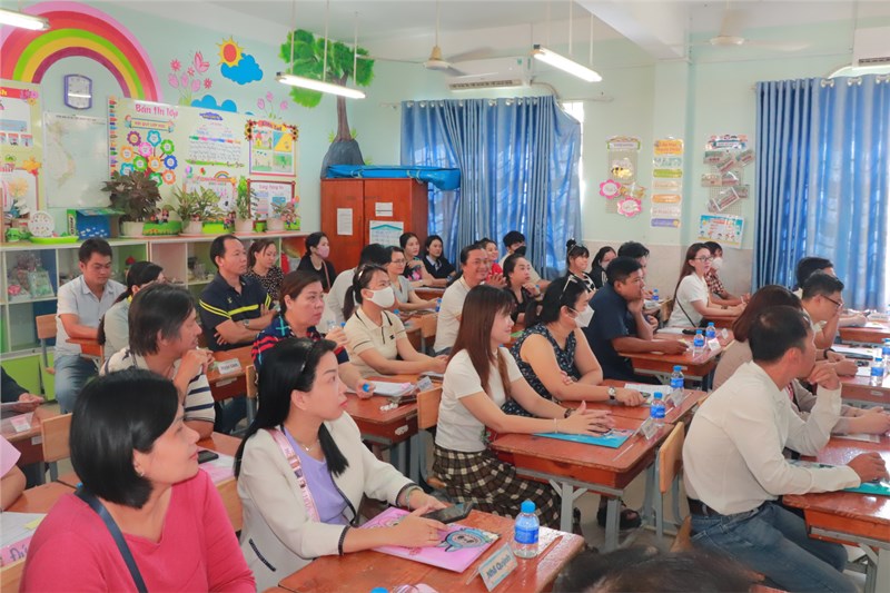Họp Ban đại diện CMHS và Họp PHHS cuối năm học 2024-2025