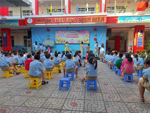 HĐTN Tuần 22 - Sinh hoạt dưới cờ: Tham gia hoạt động “Gọn – Nhanh – Khéo”