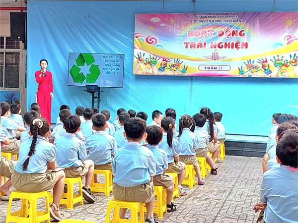HĐTN Tuần 31 - Sinh hoạt dưới cờ - Bảo vệ môi trường