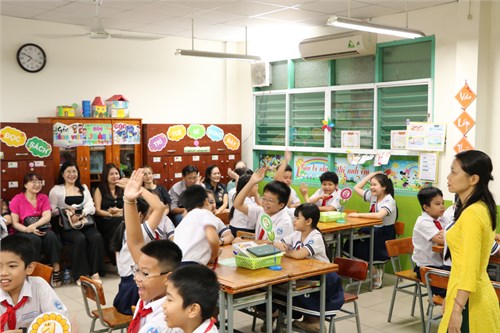 Hoạt động lớp học mở Lớp 5 Tháng 3 năm 2025