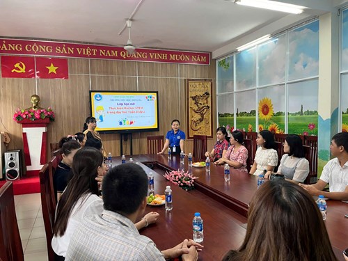 Lớp học mở Bài học STEM Chủ đề Thước gấp Lớp Hai 2 - Học kì I Năm học 2024 - 2025( 11.10.2024)