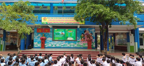 Chuyên mục  theo bước chân những người anh hùng 
32 dân công hoả tuyến và đêm trắng vĩnh lộc