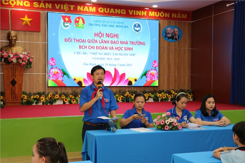 Hội nghị đối thoại giữa lãnh đạo nhà trường, bch chi đoàn và học sinh