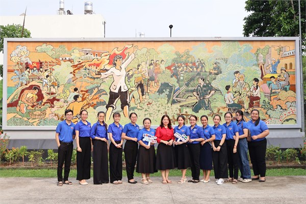Chi đoàn trường tiểu học hiệp tân sinh hoạt chủ điểm tháng 01/2025 tại di tích lịch sử địa đạo phú thọ hòa