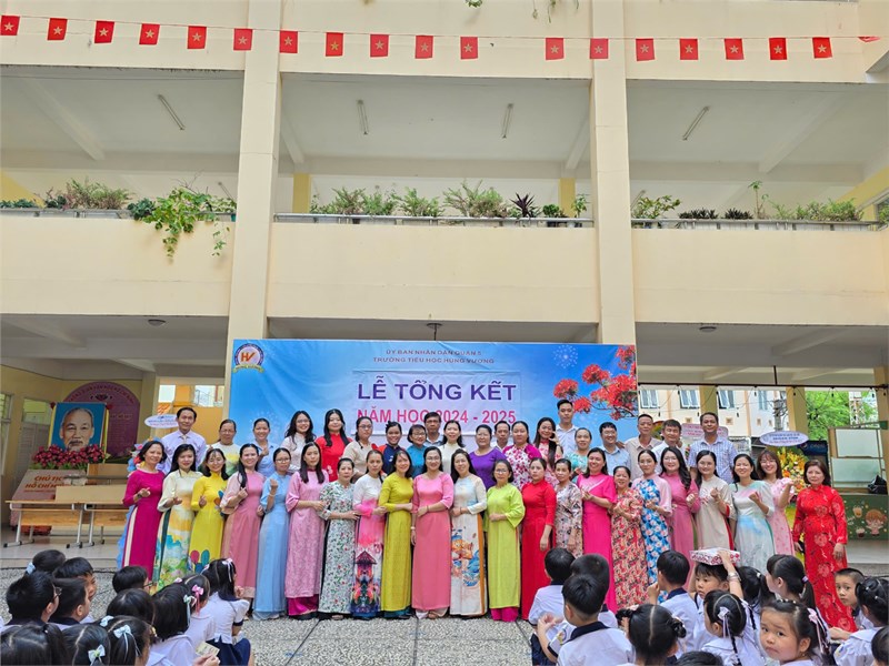 Lễ tổng kết năm học 2024-2025