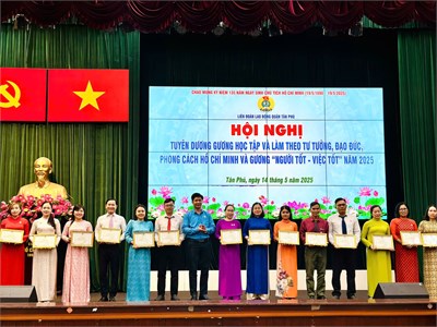 Công đoàn Trường Tiểu học Huỳnh Văn Chính trân trọng chia sẻ hình ảnh tuyên dương tập thể và các cá nhân tiêu biểu trong phong trào “Học tập và làm theo tư tưởng, đạo đức, phong cách Hồ Chí Minh” giai đoạn 2021–2025.