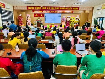 🤖🤖🤖 Nhằm giới thiệu các ứng dụng, phần mềm hỗ trợ trong công tác giảng dạy và soạn đề, ngày 29/5/2025 Trường Tiểu học Huỳnh Văn Chính tổ chức Tập huấn  Ứng dụng AI trong thiết kế nội dung giảng dạy .
