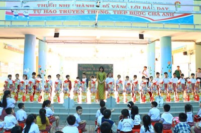 Chương trình xã hội nhân đạo
tết nhân ái - xuân ất tỵ
quỹ nụ cười hồng