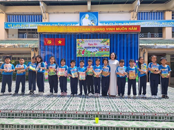 Ngày hội quyên góp sách cho thư viên