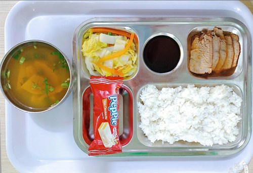 Thực đơn bán trú ngày 15/5/2025