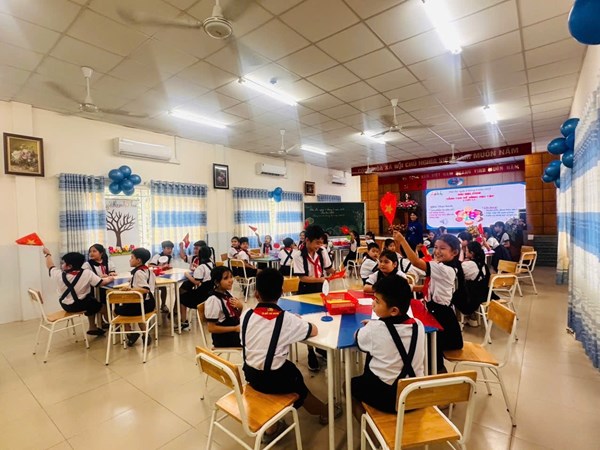 Trường Tiểu học Lương Thế Vinh tưng bừng tổ chức Tuần lễ Lớp học mở chào mừng kỉ niệm 50 năm Ngày Giải phóng Miền Nam, thống nhất đất nước (30/04/1975-30/04/2025)