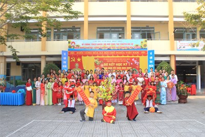 Lễ Sơ kết Học kỳ 1 và trao quà tết cho học sinh