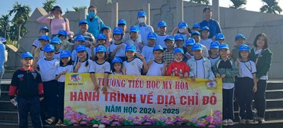 Hình ảnh hoạt động tham quan ngoại khóa của các em học sinh