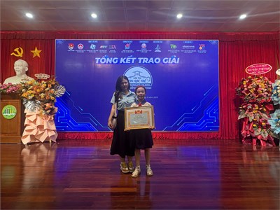 TỔNG KẾT VÀ TRAO GIẢI HỘI THI TIN HỌC TRẺ TP. HỒ CHÍ MINH LẦN THỨ 34 NĂM 2025. 
🌻 🌻 🌻 Chúc mừng em Nguyễn Trà Phúc An, học sinh lớp 5.2 xuất sắc đạt Giải nhì hội thi tin học trẻ Thành phố Hồ Chí Minh lần thứ 34 năm 2025.
 🎉🎉Qua sân chơi bổ ích này giúp em rèn luyện được tư duy, sáng tạo, cũng như sử dụng thành thạo hơn các ngôn ngữ lập trình, cách ứng xử giao tiếp trên mạng, áp dụng giải quyết các vấn đề thực tế. 
Thầy cô xin ghi nhận những nỗ lực của các em, chúc em sẽ thành công hơn nữa trên hành trình tiếp theo của mình
