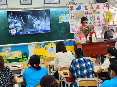 Công đoàn trường tiểu học nguyễn sơn hà tổ chức kỷ niệm ngày quốc tế phụ nữ 8/3