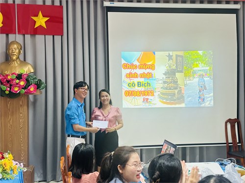 8.05.24 - Chúc mừng công đoàn viên có sinh nhật trong tháng 8