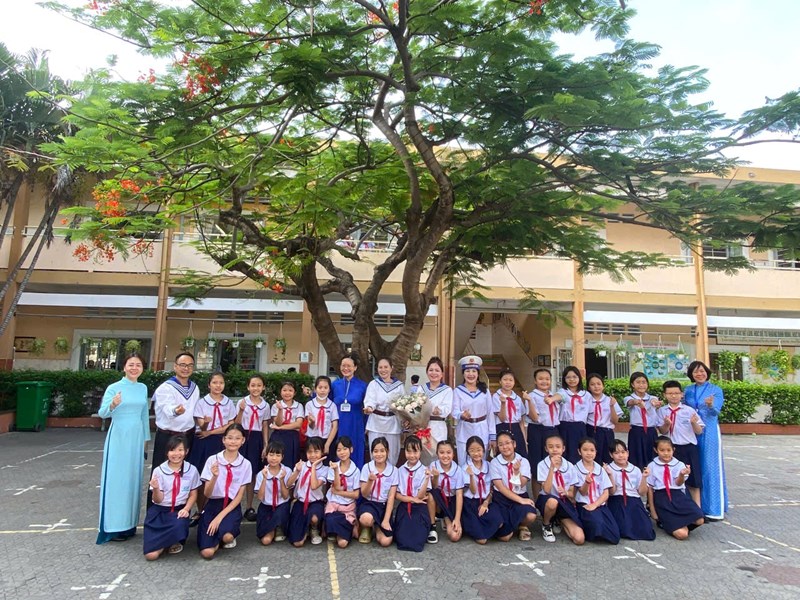 Sinh hoạt dưới cờ tuần 33