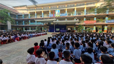 Hoạt động chào mừng 94 năm ngày thành lập đoàn (26/3/1931- 26/3/2025) của chi đoàn trường tiểu học nguyễn văn nở