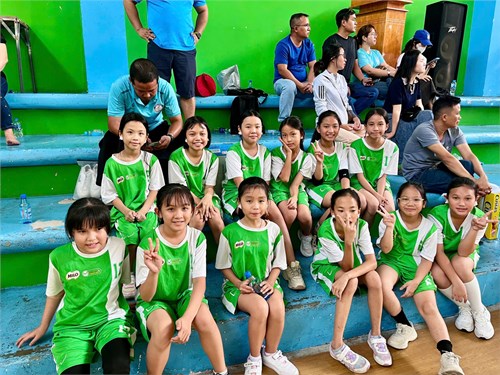 Đội bóng rổ trường th nguyễn văn tây tham gia giải thể thao hs tp thủ đức năm học 2024-2025