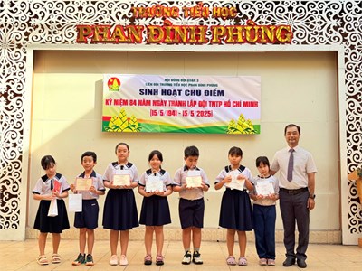 <a href="/doi-thieu-nien/sinh-hoat-duoi-co-tuan-37-nam-hoc-2024-2025/ct/63340/1307114">Sinh hoạt dưới cờ tuần 37 năm học 2024-2025</a>