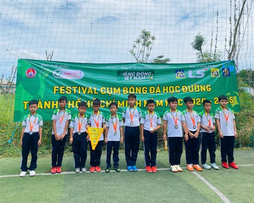 Trường Tiểu học Tạ Uyên Tỏa Sáng tại Festival Bóng đá Học Đường