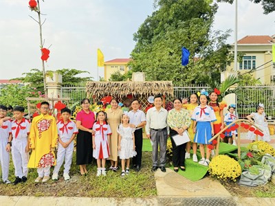 Trường Tiểu học Thuận Kiều đạt giải Nhất hội thi  Trang trí tiểu cảnh  mừng Xuân - mừng Đảng năm Ất Tỵ 2025