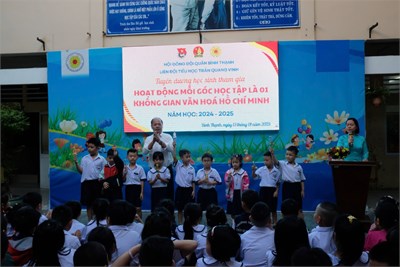 Không Gian Văn Hóa Hồ Chí Minh Tại Nhà