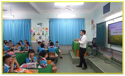 Hội thi giáo viên dạy giỏi đầu tiên